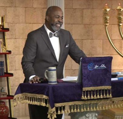 Arthur Bailey teaching Acts Chapter 1