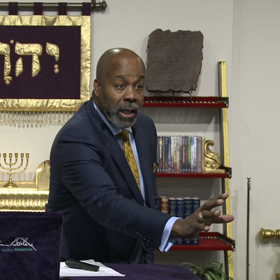 Learn the the Grace definition from Hebrew Roots and Messianic Apostle Arthur Bailey
